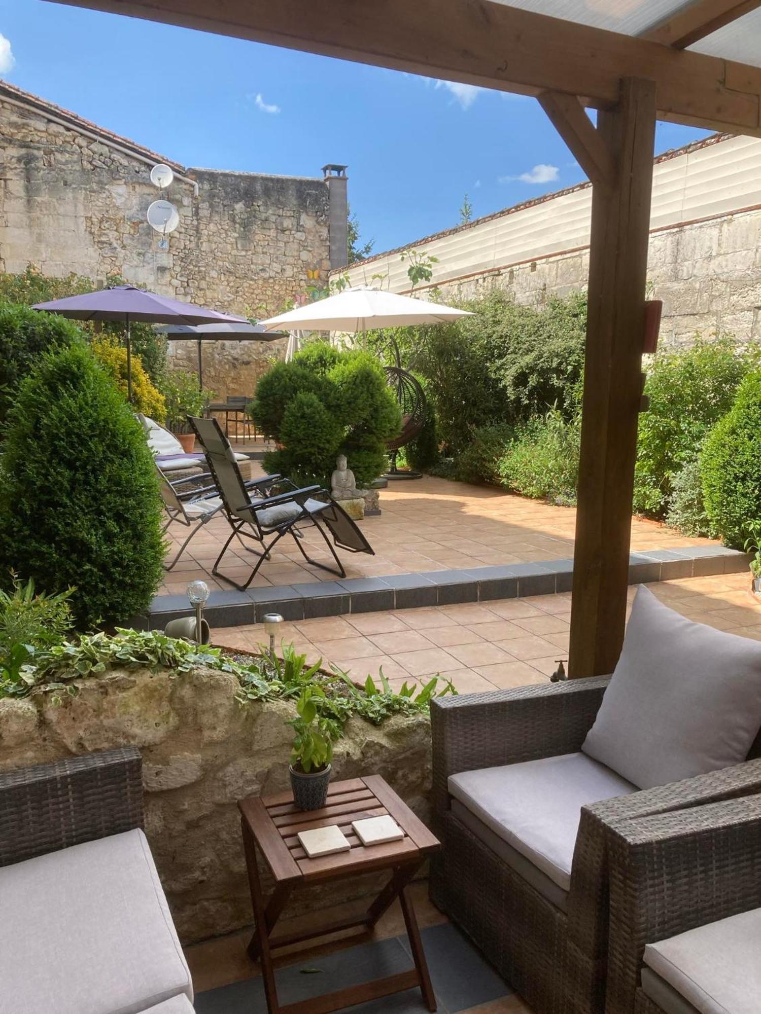 Le Patio Chambres Et Tables D'Hotes La Tour-Blanche Eksteriør bilde